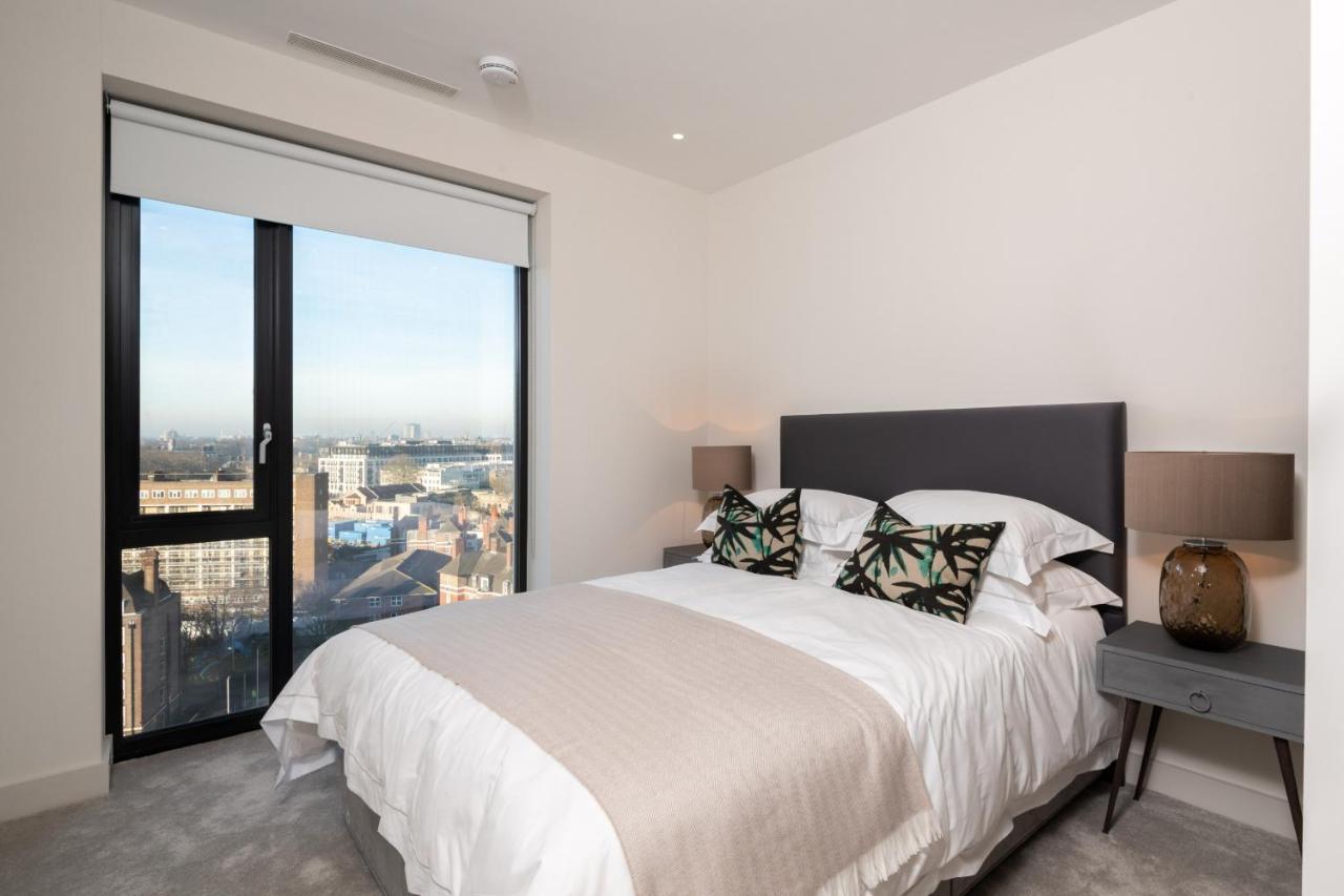 Modern Family Home Close To Victoria Station By Underthedoormat London Eksteriør bilde