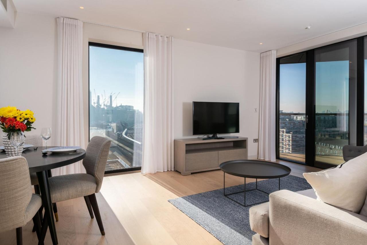 Modern Family Home Close To Victoria Station By Underthedoormat London Eksteriør bilde