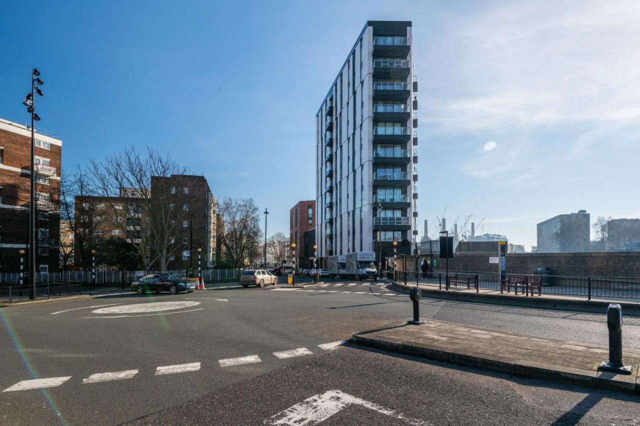 Modern Family Home Close To Victoria Station By Underthedoormat London Eksteriør bilde