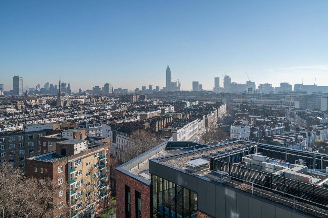 Modern Family Home Close To Victoria Station By Underthedoormat London Eksteriør bilde