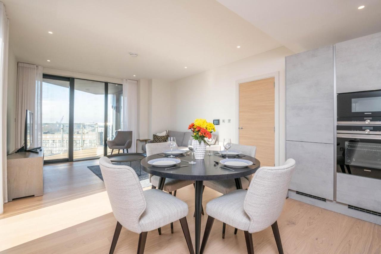 Modern Family Home Close To Victoria Station By Underthedoormat London Eksteriør bilde